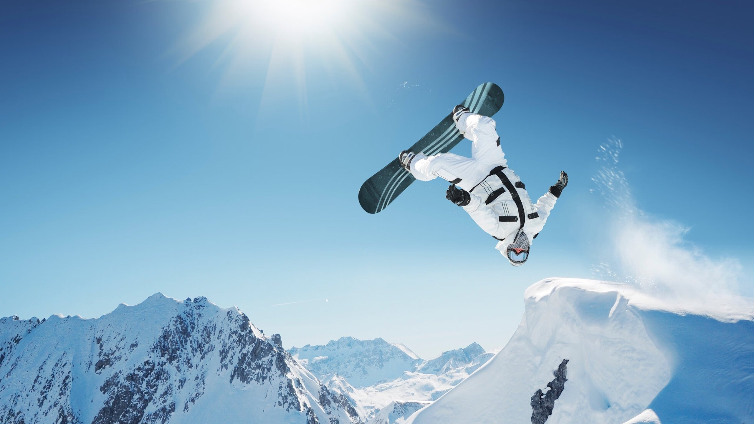 品牌营销:赛事周边IP授权带动衍生品销售增长案例,赛事周边产品