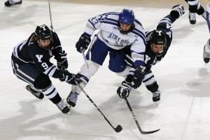 开云中国大陆-内斯塔：伤病缠身的优雅后卫，坚持与不屈，内斯塔太帅了