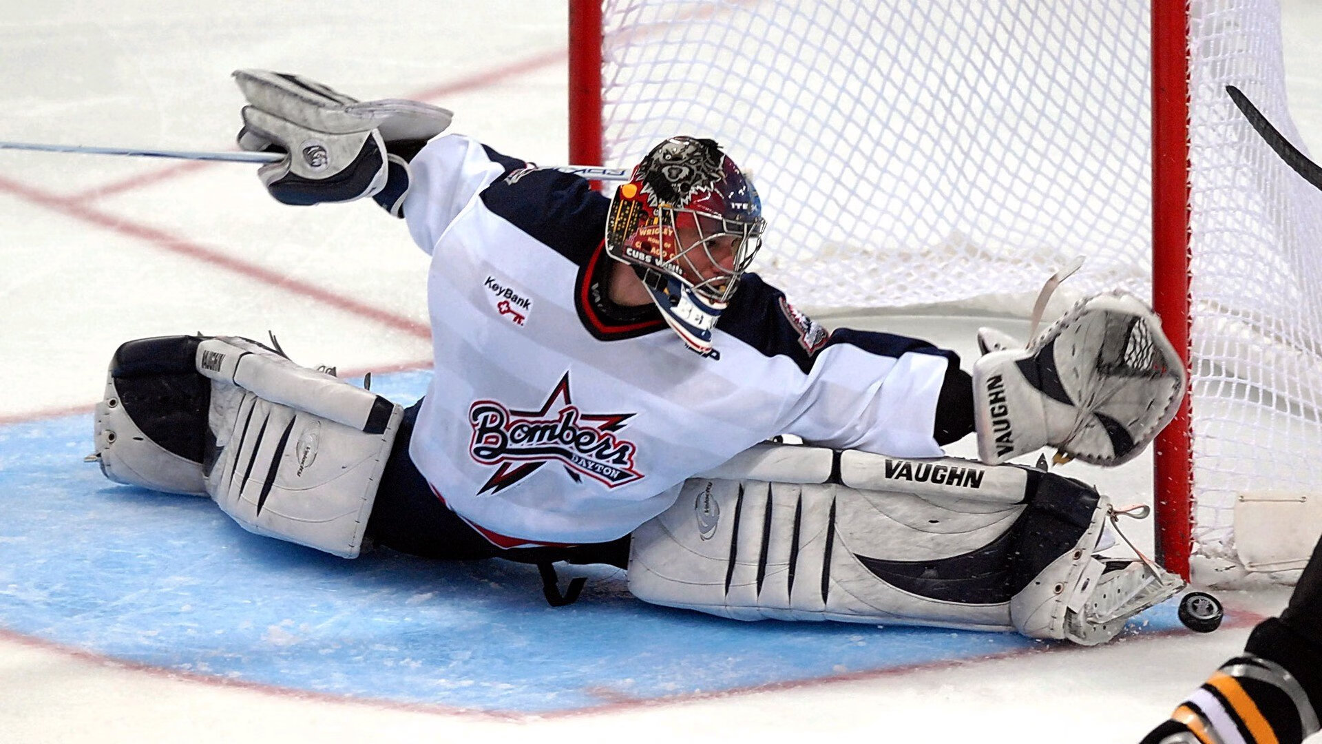 灰熊加强高位配合增加外线出手机会，灰熊外线防守大闸